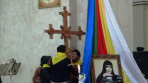 Cruz Misionera junto a Madre Nazaria Ignacia
