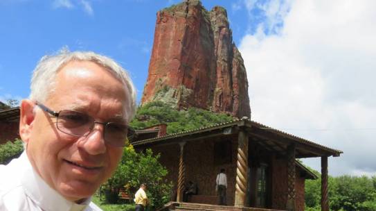 ROBORÉ: Mons. Flock, pide que no se atropelle la reserva ecológica de la Chiquitania
