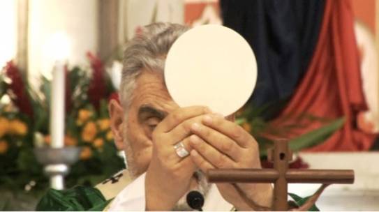 P. José Cervantes: “Éste es el Cordero de Dios que quita el pecado del mundo”