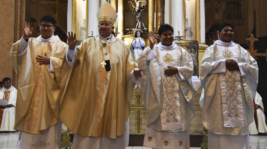 Sucre celebra la ordenación de tres Sacerdotes Diocesanos