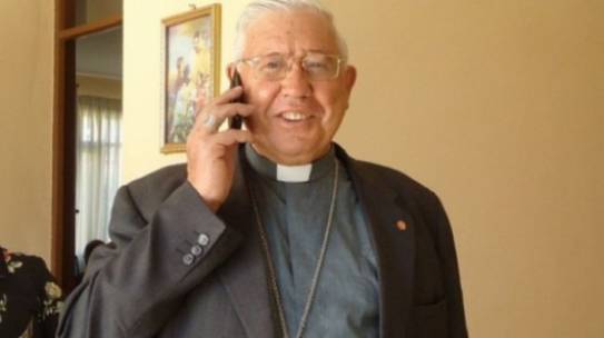 Monseñor Juárez: “Esa luz que se esconde al final de cada túnel…”