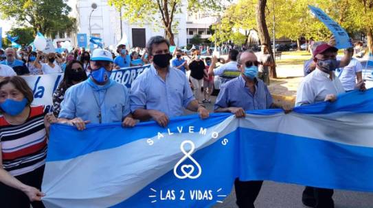 Suspenden la aplicación de la ley del aborto en una provincia argentina